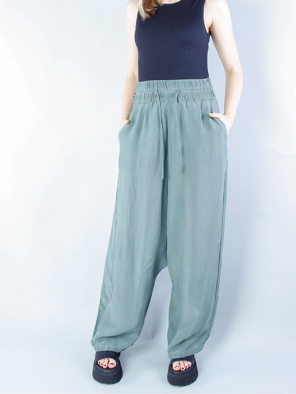 Rundholz Alge Green Gray Wide Leg Drawstring Trouser Pants with Pockets XS NWT